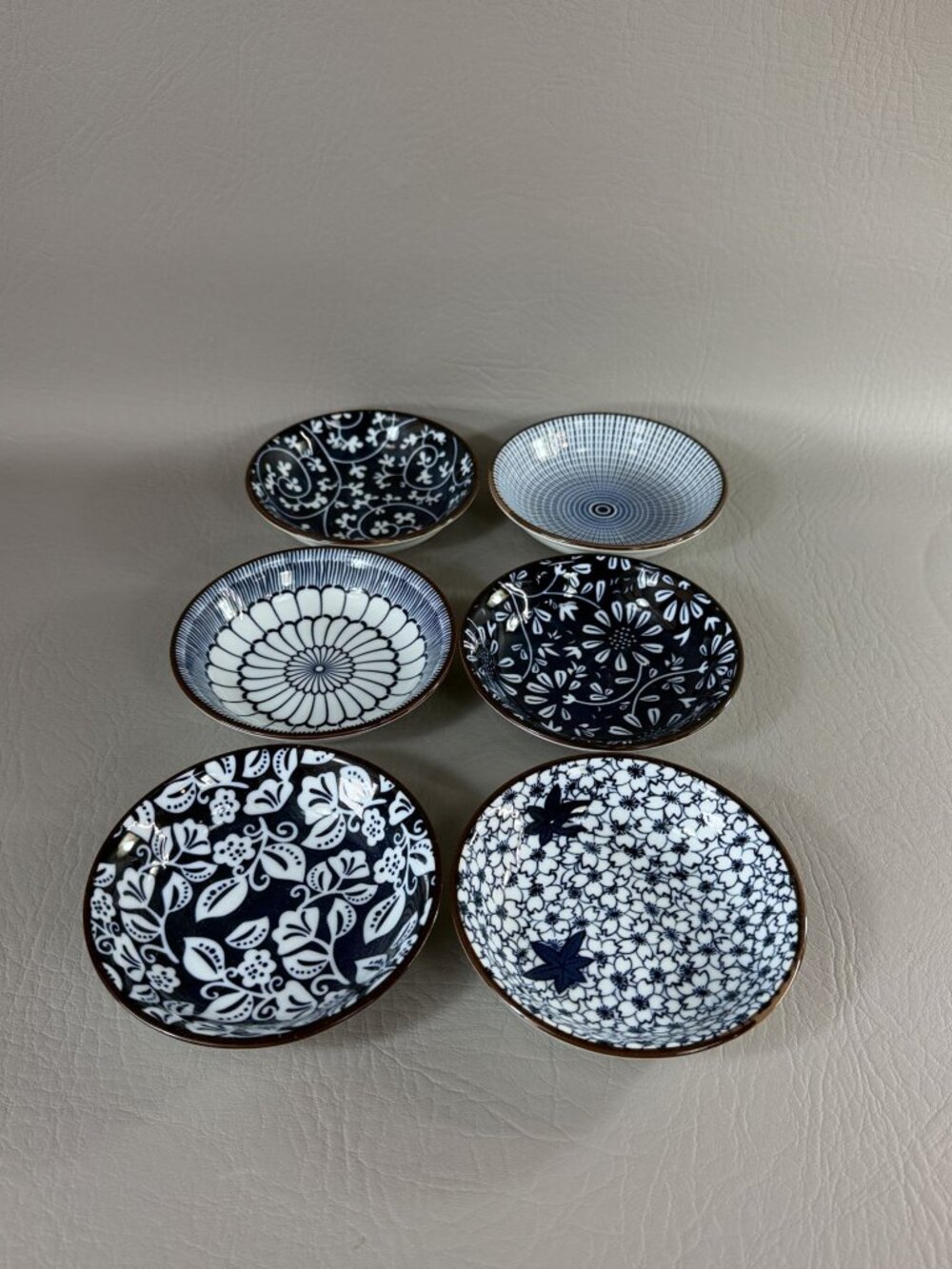 Set of 6 Japanese Ceramic Dipping Sauce Dishes Assorted Blue White Small Bowls - Picture 2 of 10